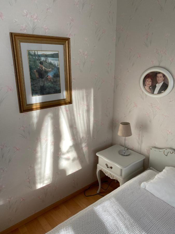 Hotelli Kultainen Joutsen Kuusamo Eksteriør bilde